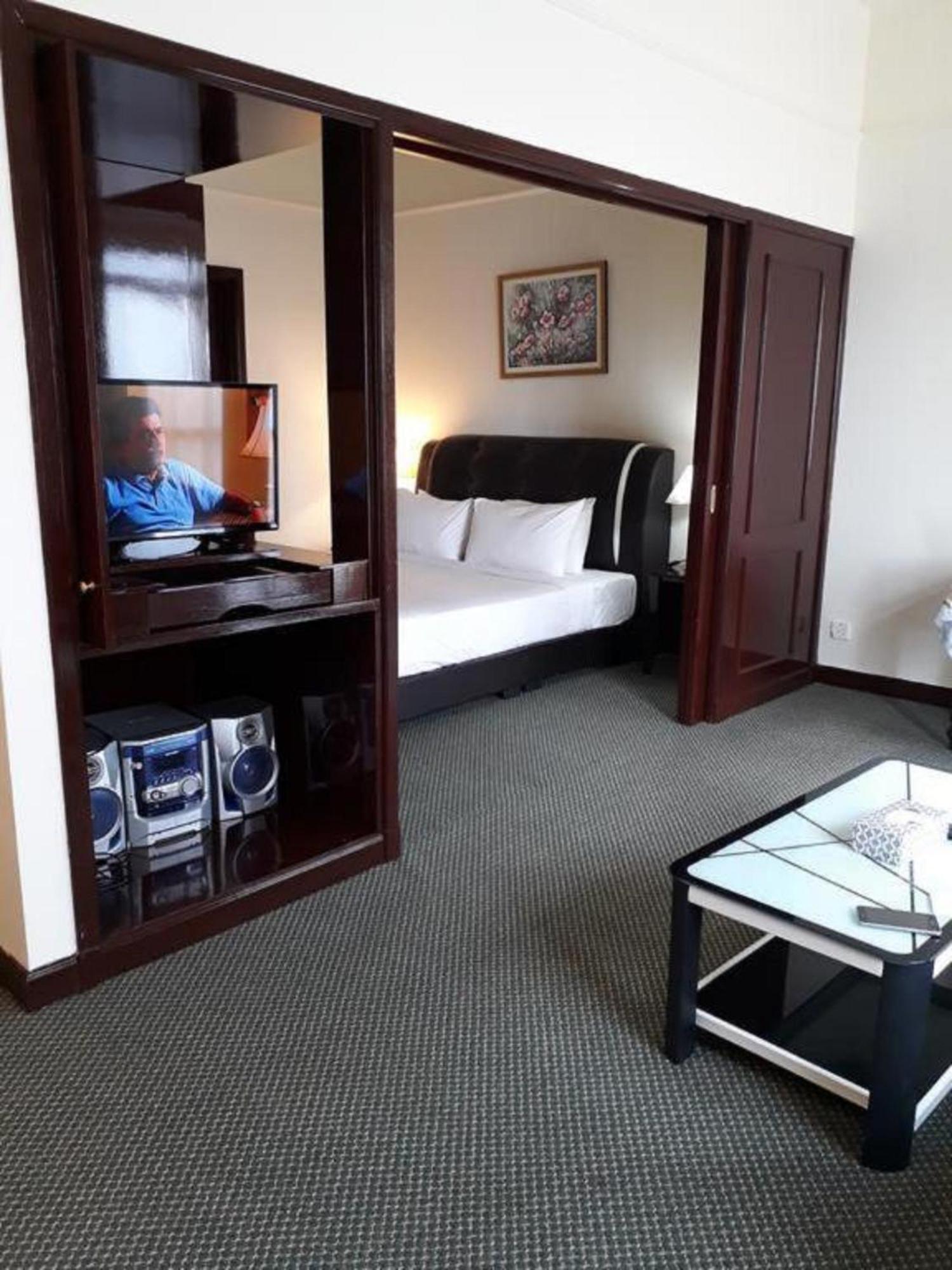 East Service Times Square Kl Apartment Kuala Lumpur