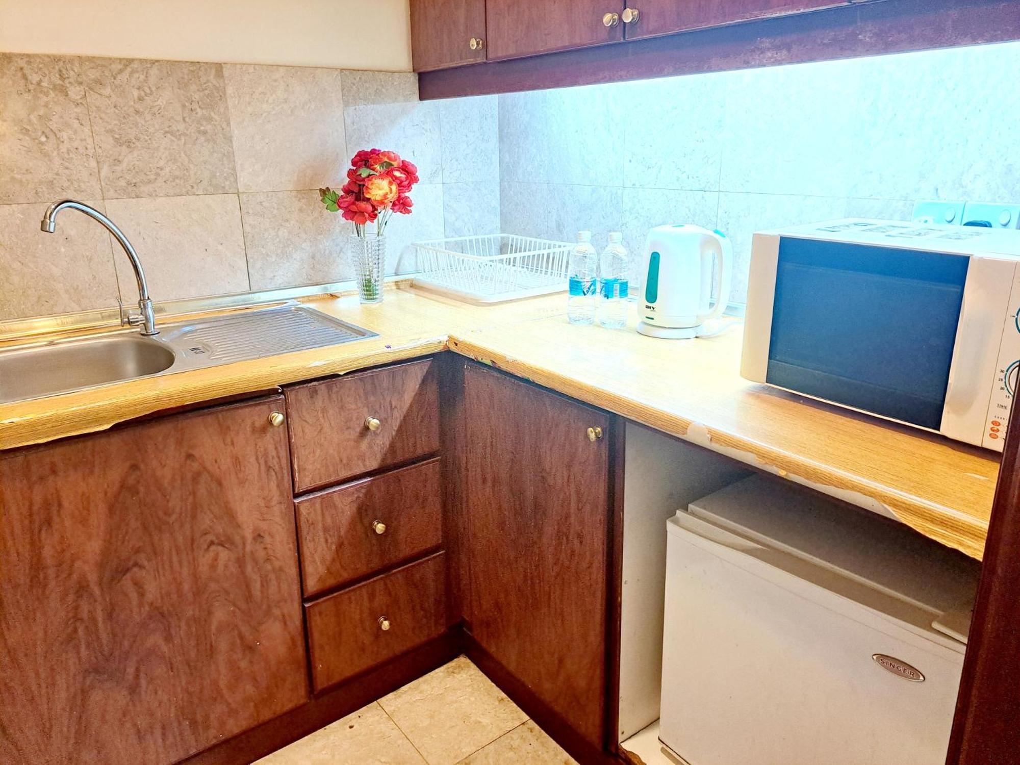 East Service Times Square Kl Apartment