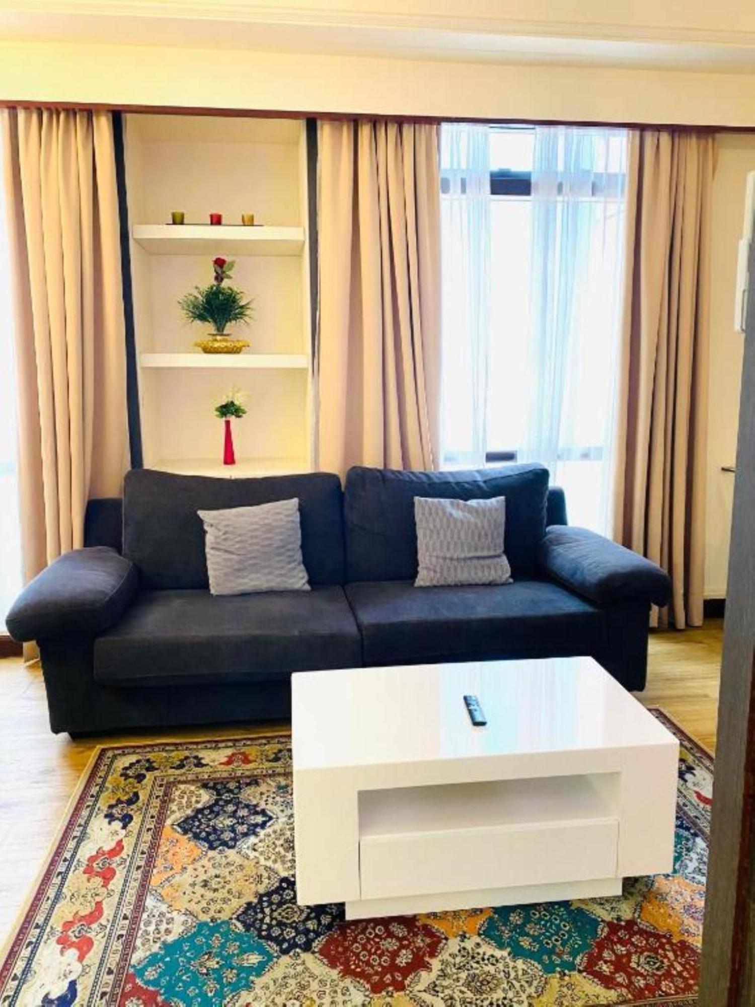 East Service Times Square Kl Apartment *
