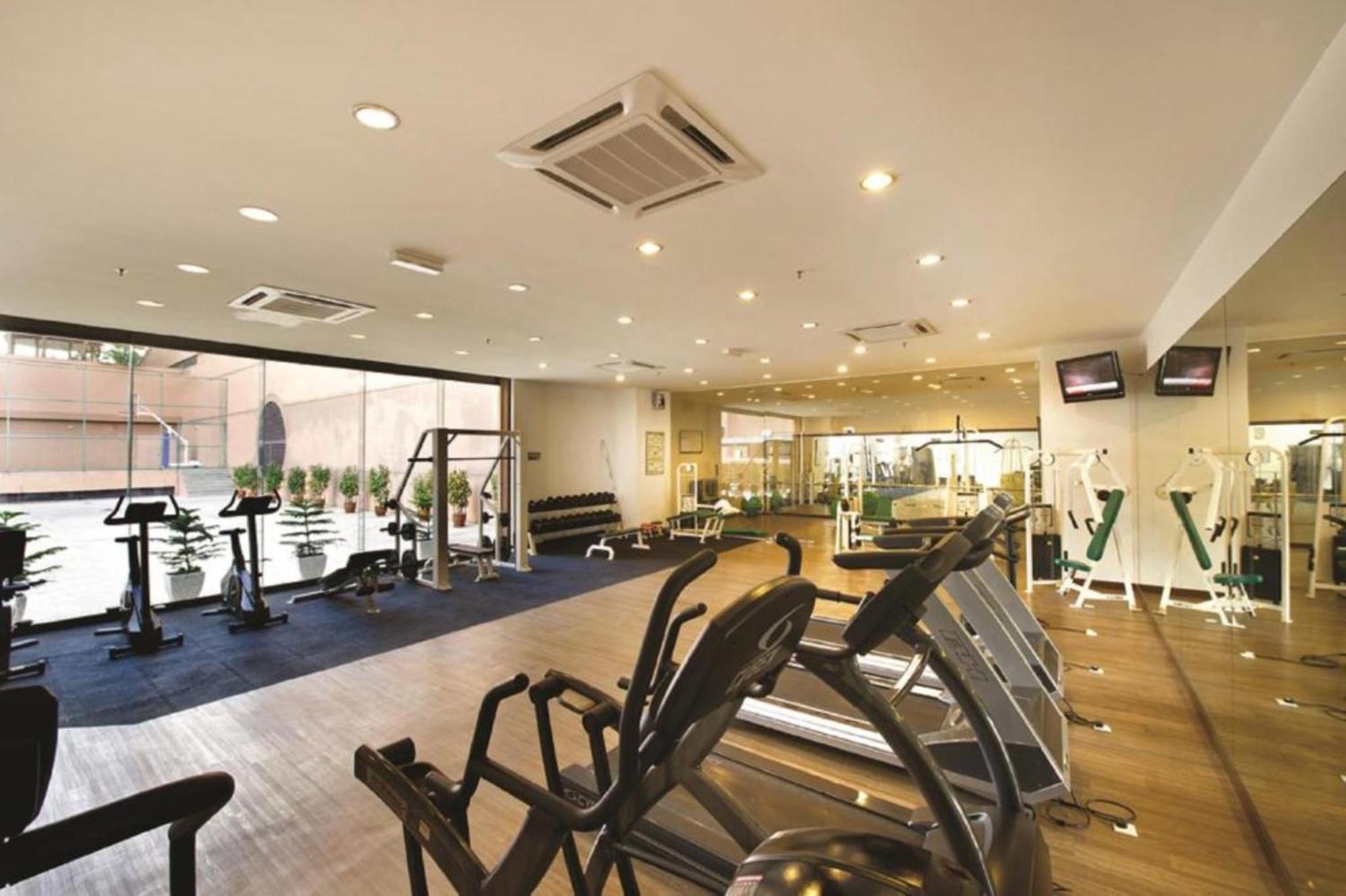 East Service Times Square Kl Apartemen *
